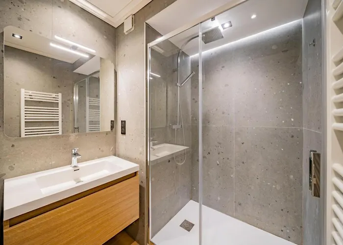 Lumineux Avec Vue Mer, A Deux Pas Des Plages Apartman Antibes